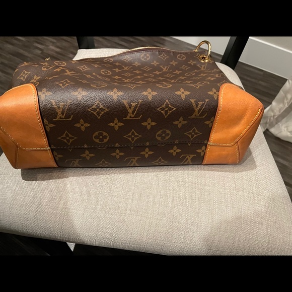 Louis Vuitton Monogram Berri PM - Picture 2 of 10